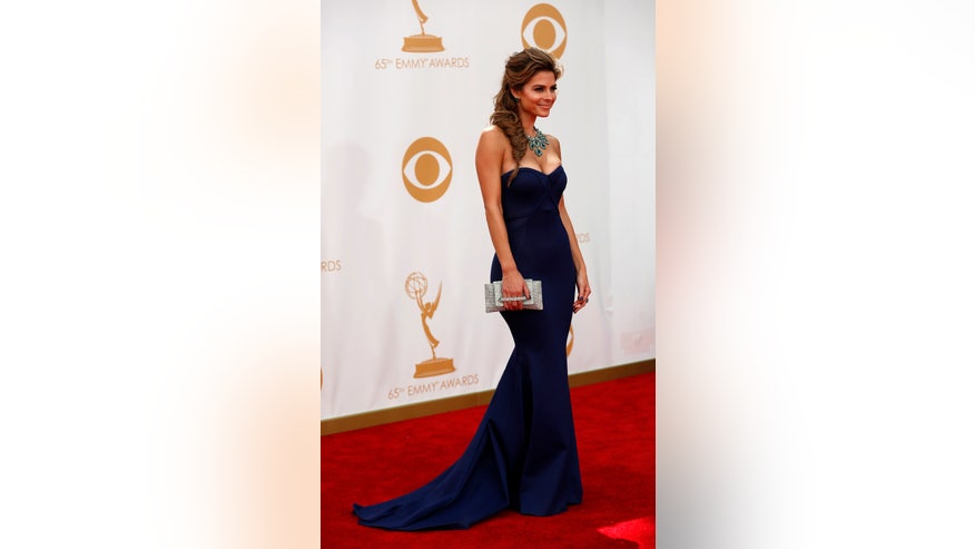 maria menounos in strapless gown reuters.jpg